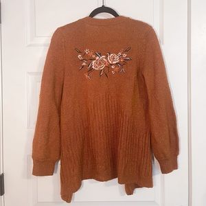 Mudd Burnt Orange Sweater with Embroidered Flowers, Size Medium